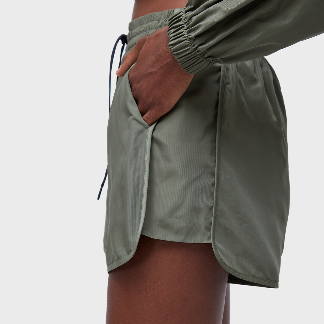 Short Superlight Inhotim